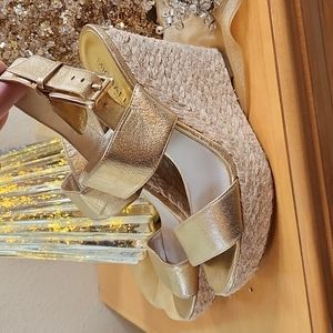 Michael Kors Giovanna Gold Leather Wedges 7M
